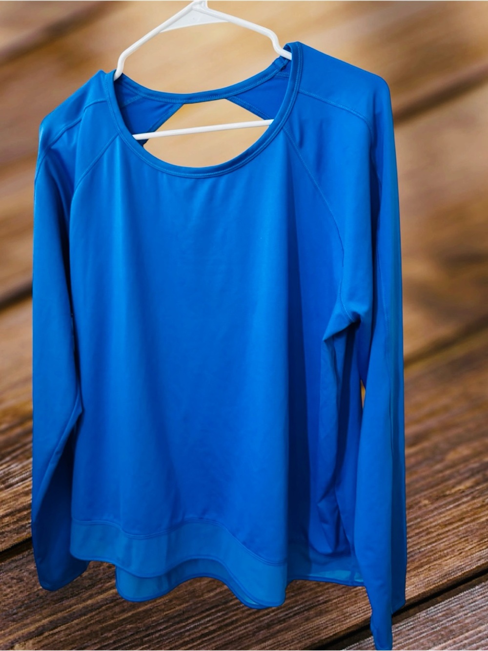 Fila Women's Royal Blue Long-Sleeve Performance top